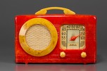 Stunning Catalin Motorola 50XC Radio Circle-Grill in Marbleized Red